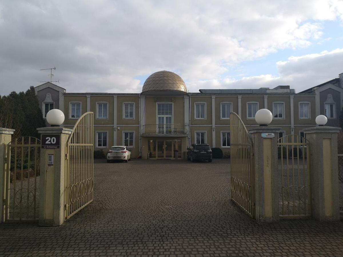Dworek Sobieskiego Skierniewice Exterior foto